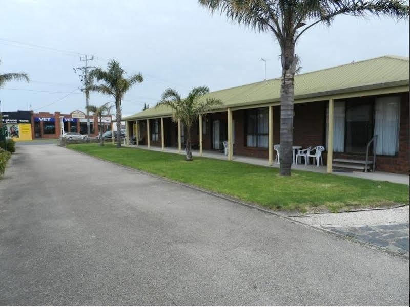 Lakes Jakaranda Holiday Units Motel Lakes Entrance Exterior photo